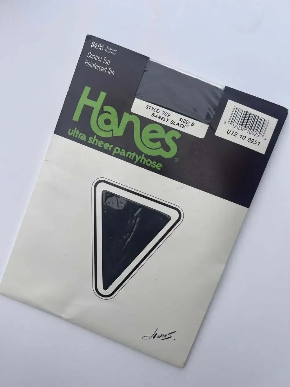 Hanes Ultra Sheer Pantyhose, Style 709, BARELY BLACK, Size B